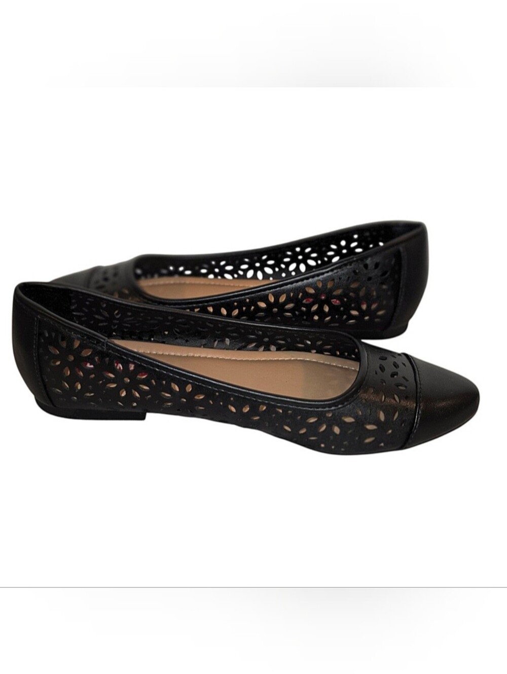 Unionbay Willis Pointed Toe Cut Out Ballet Flat Black Size 8